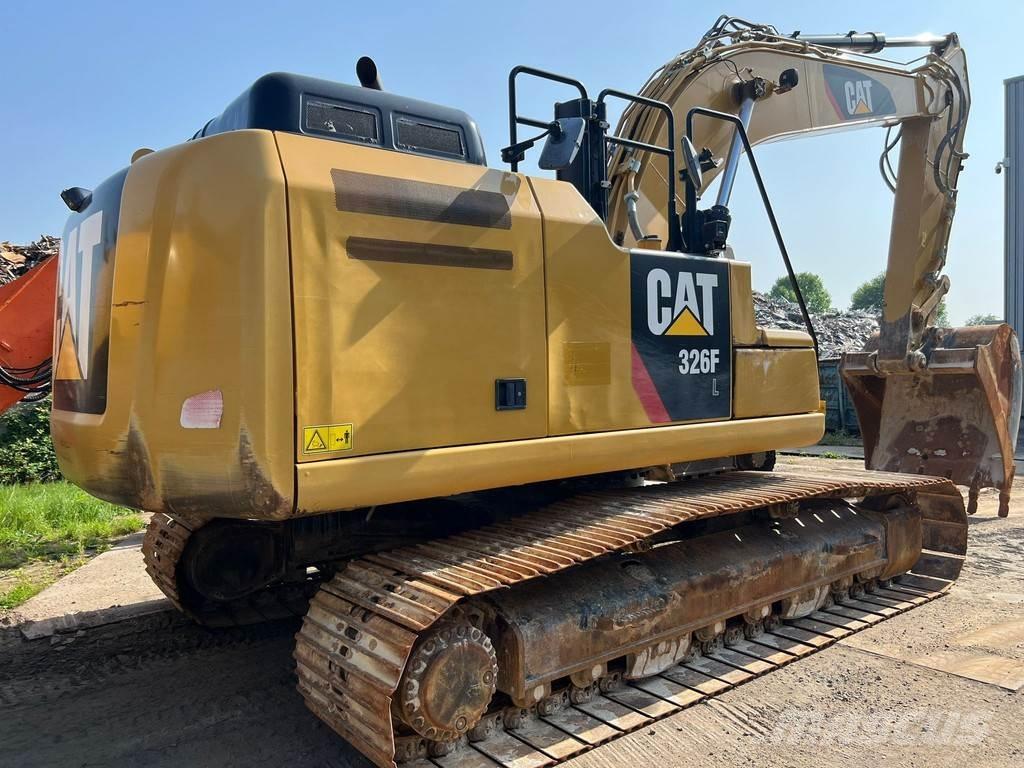 CAT 326FL Crawler excavators