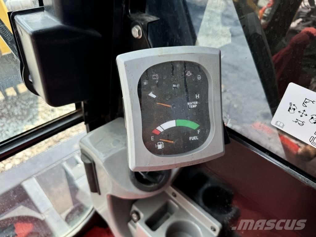 CAT 307 E2 Midi excavators  7t - 12t