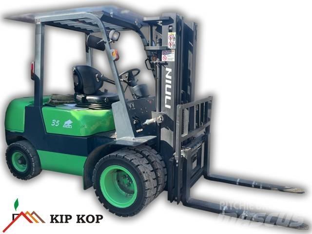 Niuli CPCD 35 Diesel trucks