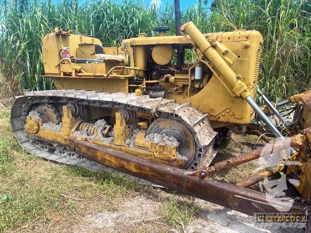 CAT D 6 C Crawler dozers