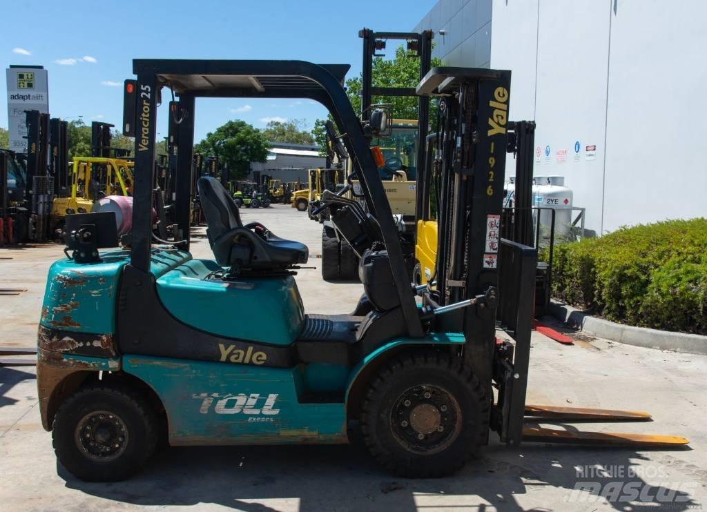 Yale GLP25RK LPG trucks