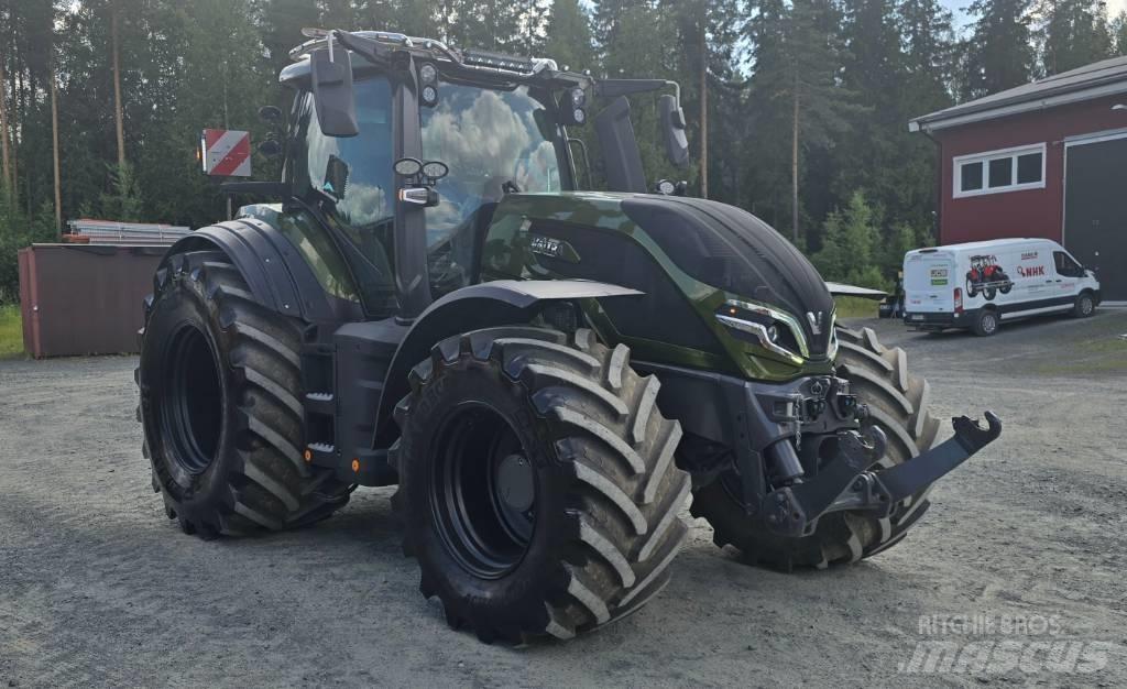 Valtra Q 285 Tractors