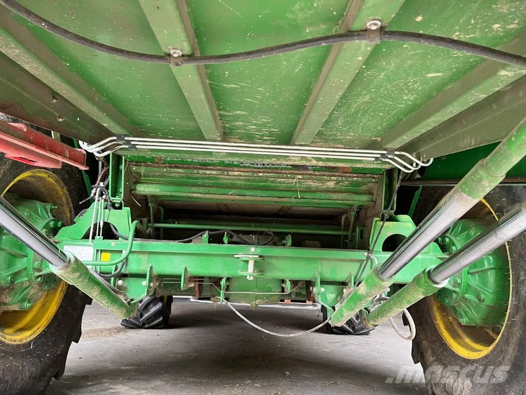 John Deere W 440 Combine harvesters