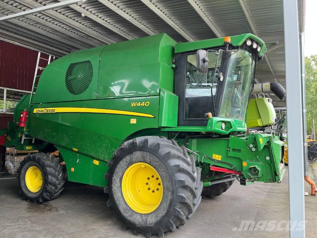 John Deere W 440 Combine harvesters