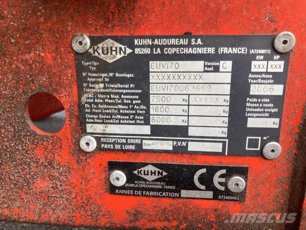 Kuhn EUROMIX 1    12m3 Animal feeders