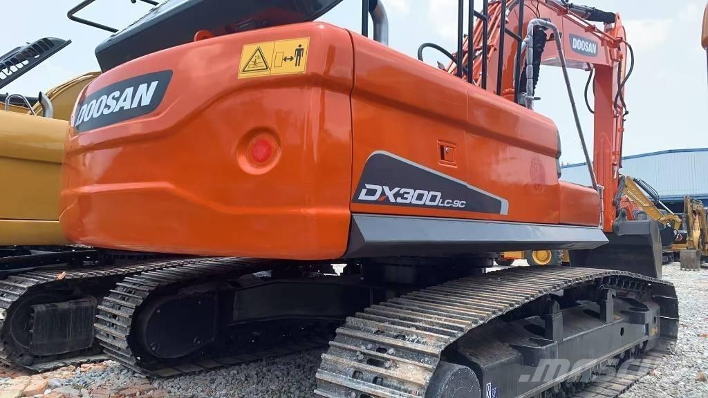 Doosan dx300lc-9 Crawler excavators