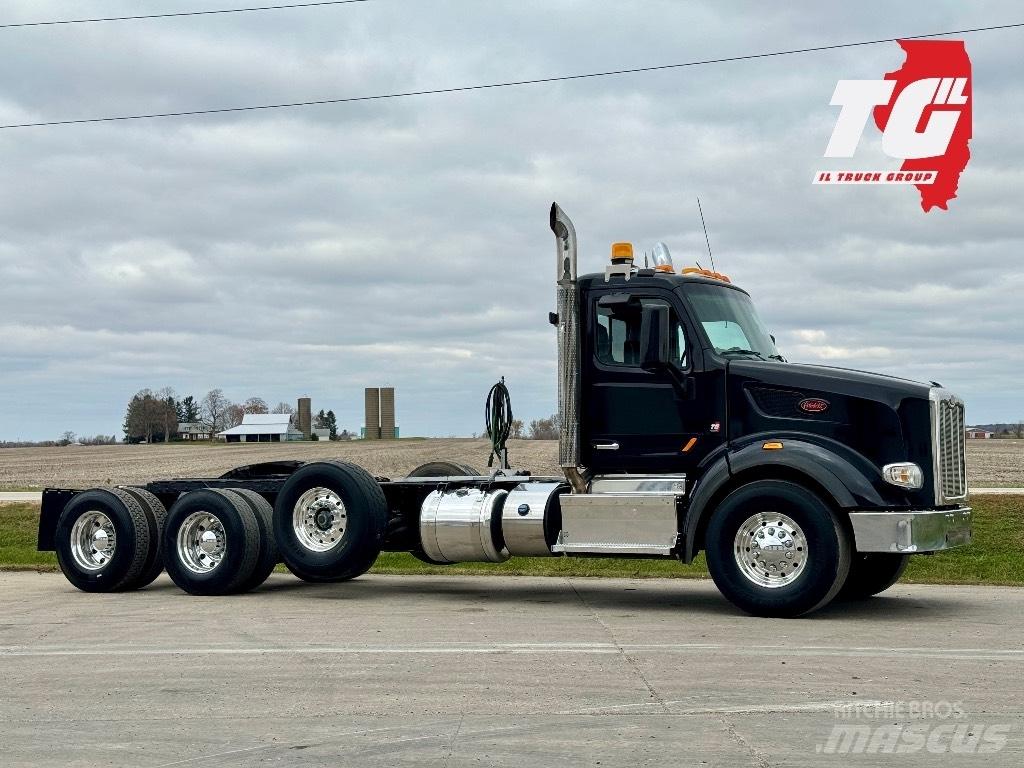 Peterbilt 567 Tractor Units