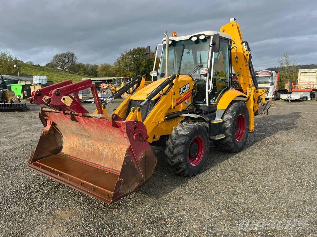 JCB 3 CX Backhoe loaders