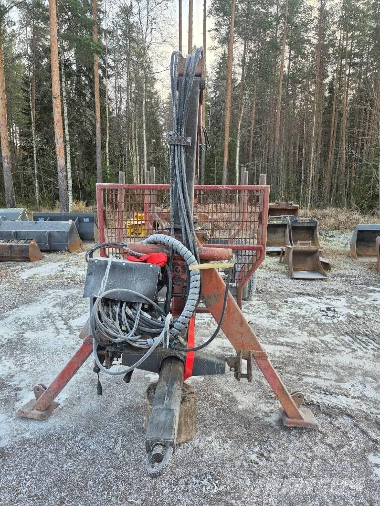 Patu 1800 Forest trailers