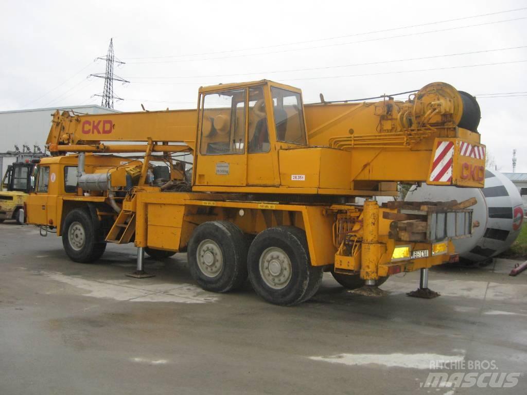 Tatra CKD All terrain cranes