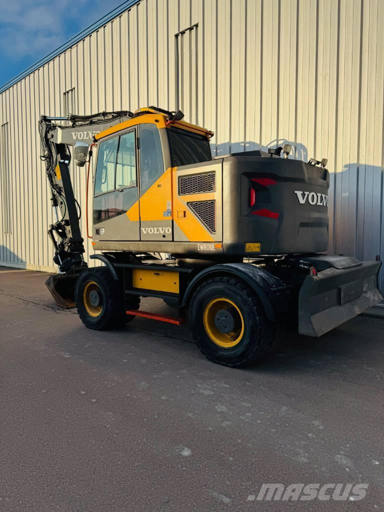 Volvo EWR 170 E Wheeled excavators