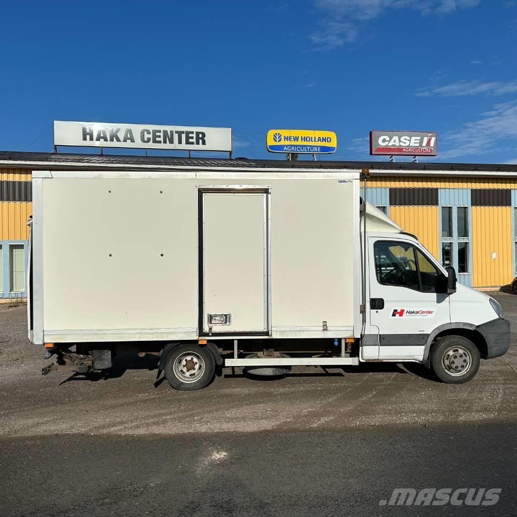 Iveco Daily 3.0 Box body trucks