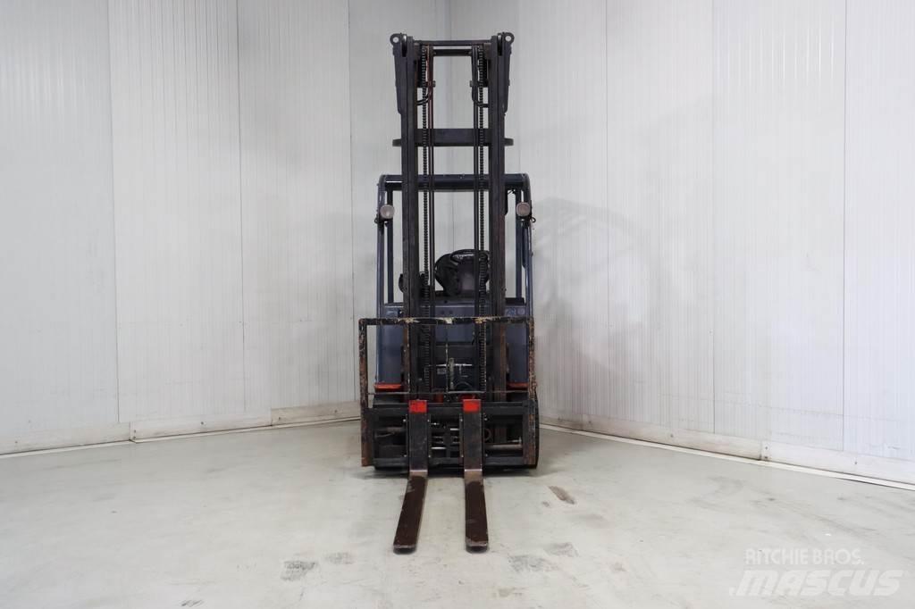 Toyota 8FBMT25 Electric forklift trucks