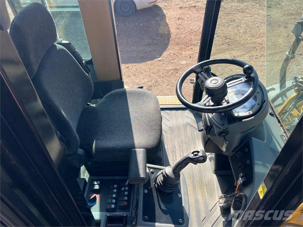 CAT 930 H 4X4 Construction - Others