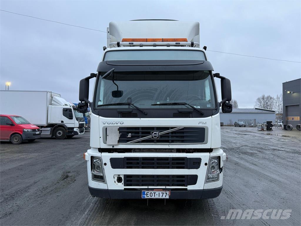 Volvo FM460 Temperature controlled trucks