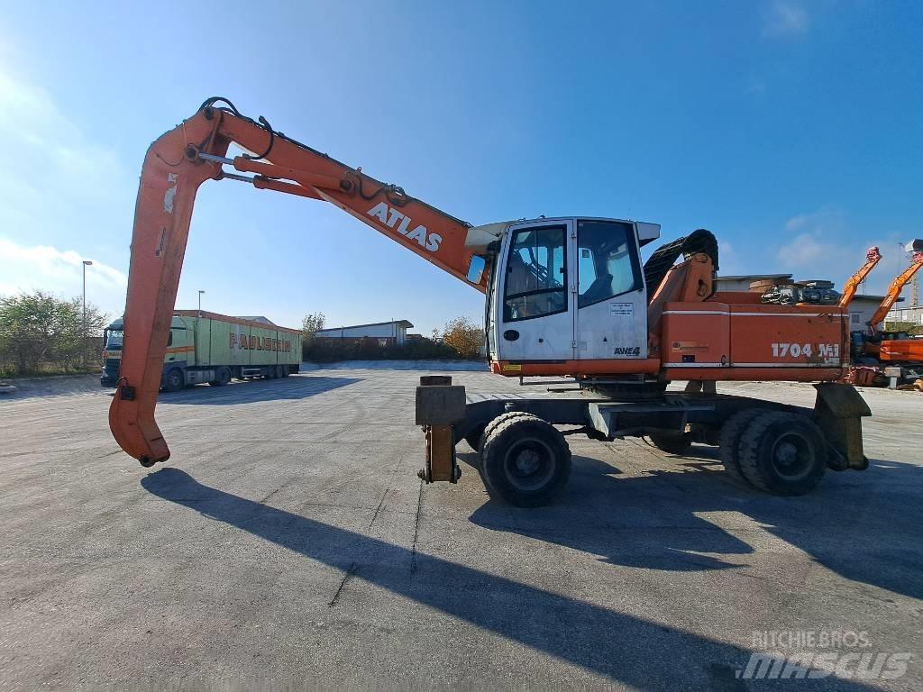 Atlas 1704 MI Waste / industry handlers