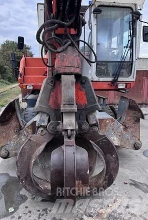 Atlas 1704 MI Waste / industry handlers