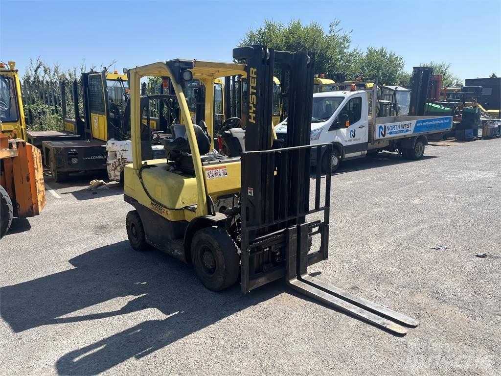 Hyster H2.5FT Diesel trucks