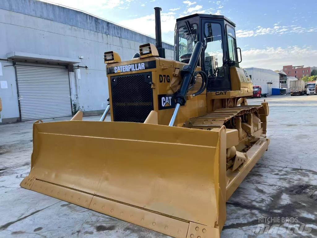 CAT D7G Crawler dozers