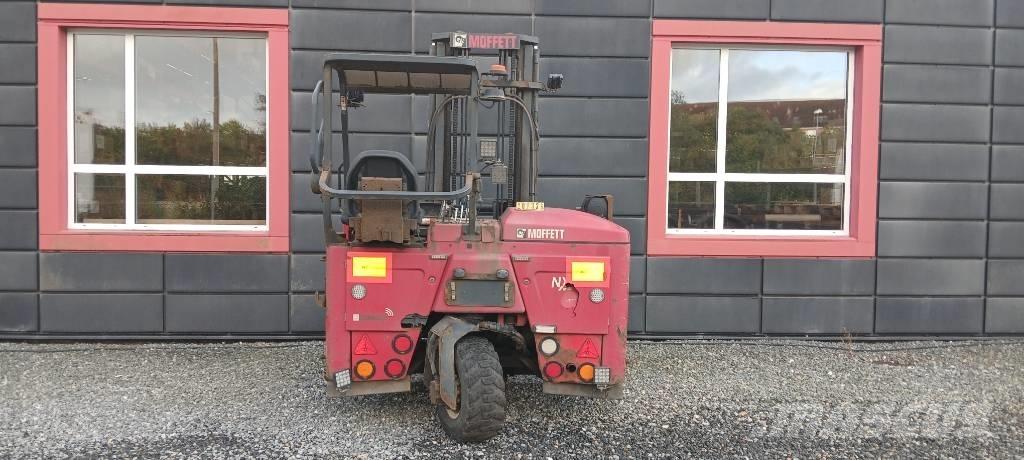Moffett M5 25.3P NX Diesel trucks