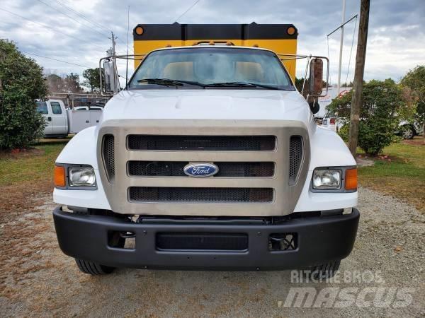 Ford F 650 XL SD Wood chip trucks
