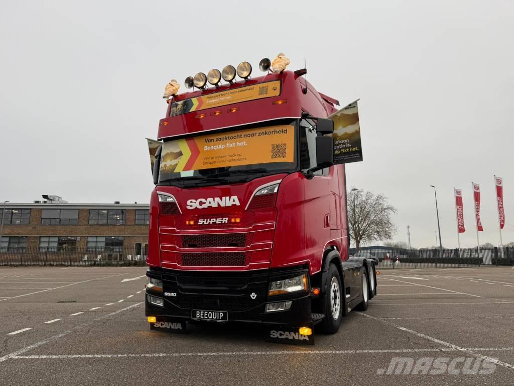 Scania S 520 V8 Tractor Units