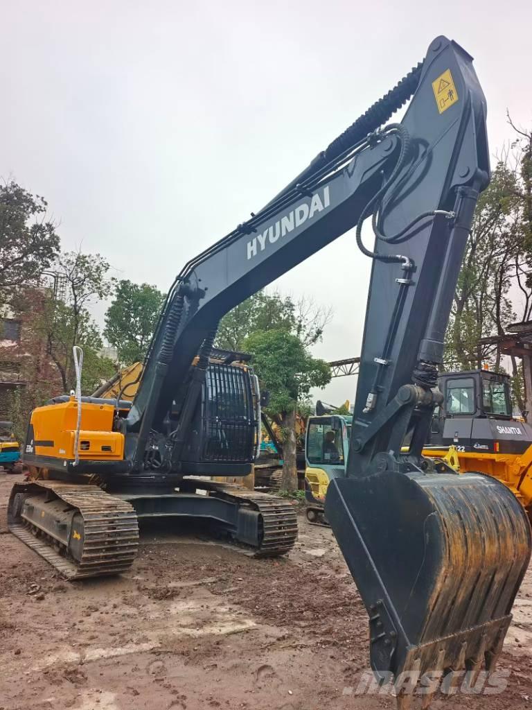 Hyundai HX220HD Crawler excavators