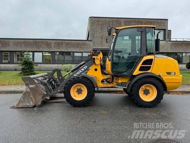 Volvo L 25 F Wheel loaders