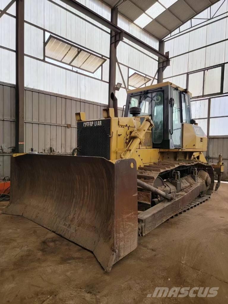 CAT D7G2 Crawler dozers