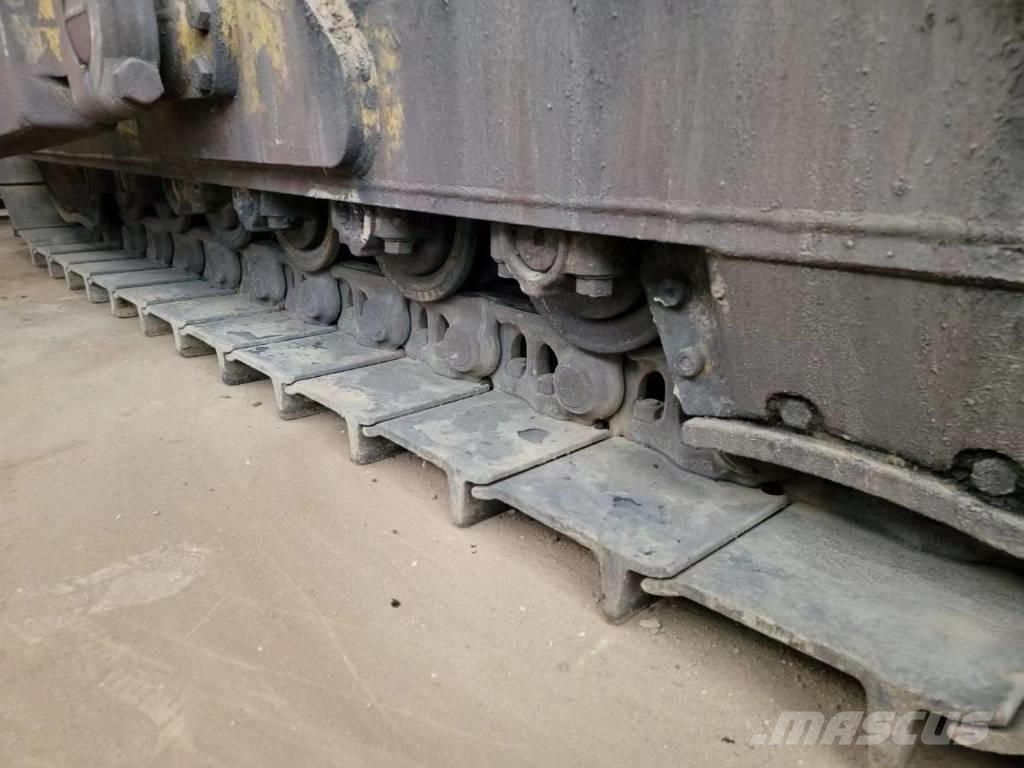 CAT D7G2 Crawler dozers