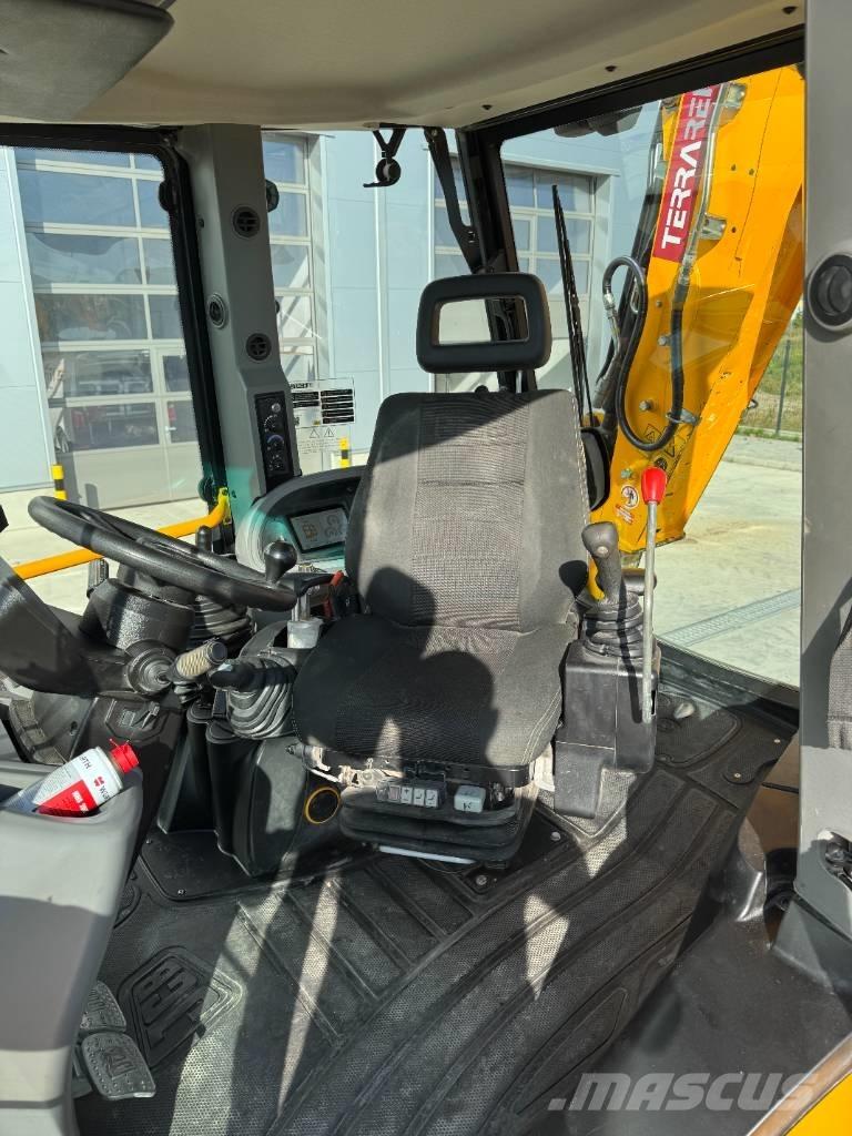 JCB 3 CX Backhoe loaders