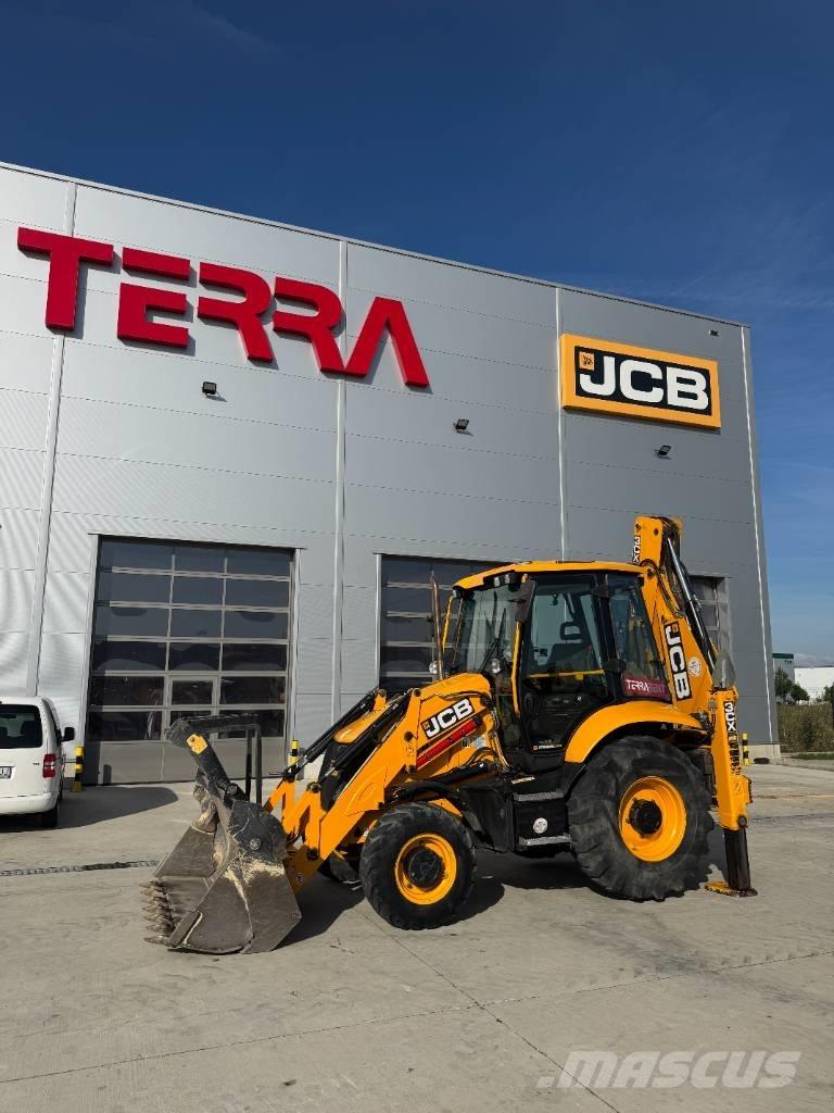 JCB 3 CX Backhoe loaders