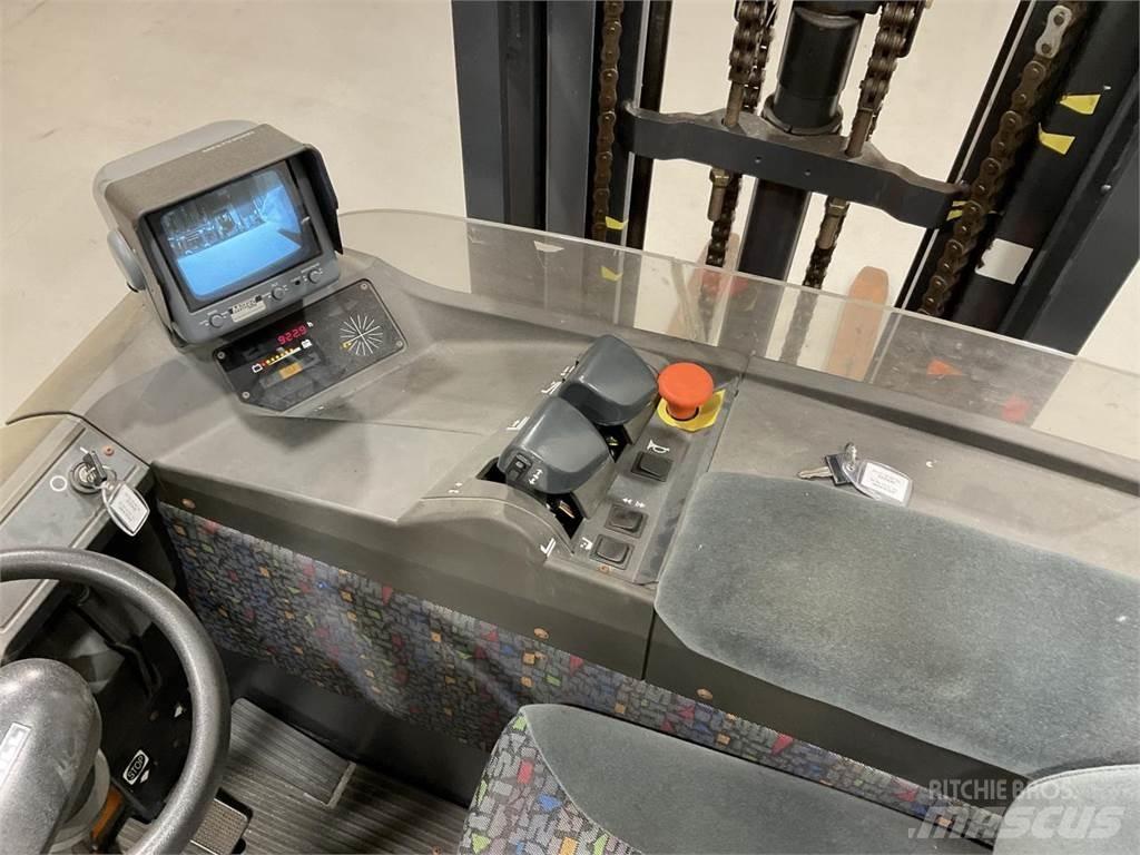 Still FM14 Reach trucks