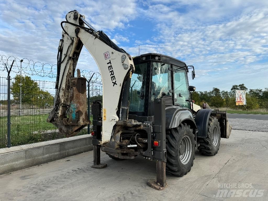 Terex TLB 990 Backhoe loaders
