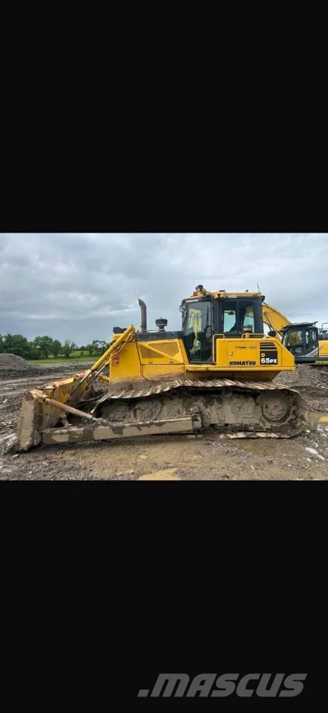 Komatsu 65 PX-17 Crawler dozers