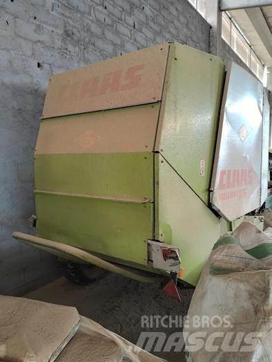 CLAAS ROLLANT66 Round balers