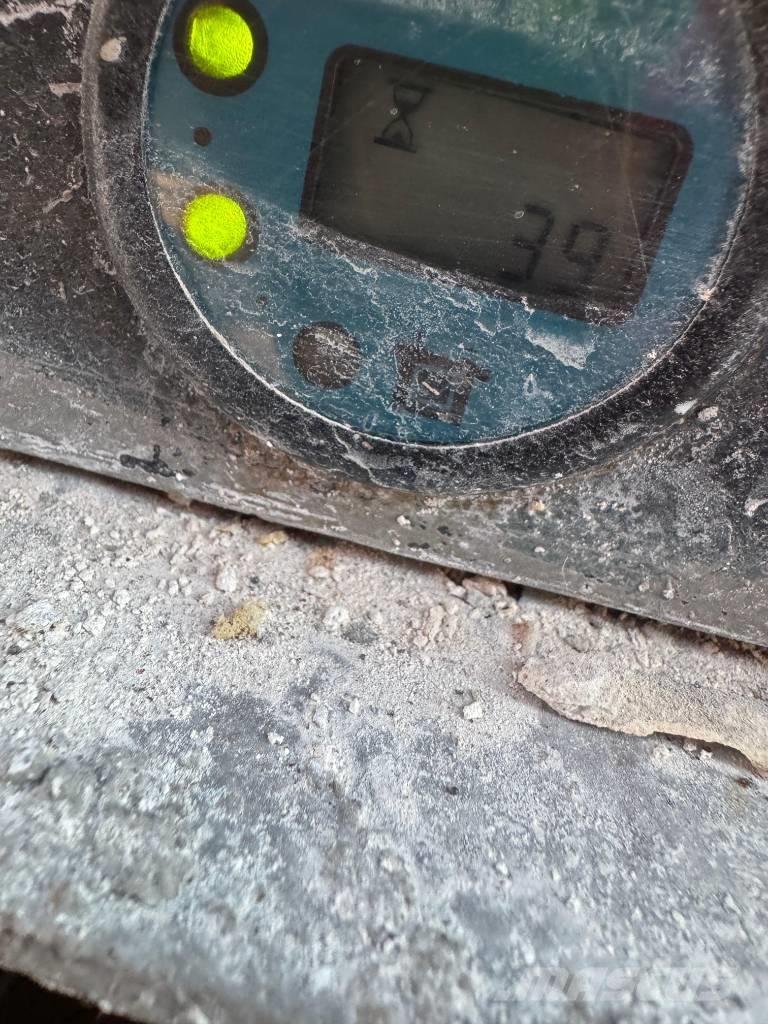 Haulotte Compact 8 Scissor lifts