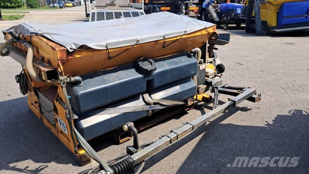 Nido N9010-18 PAN Sand and salt spreaders