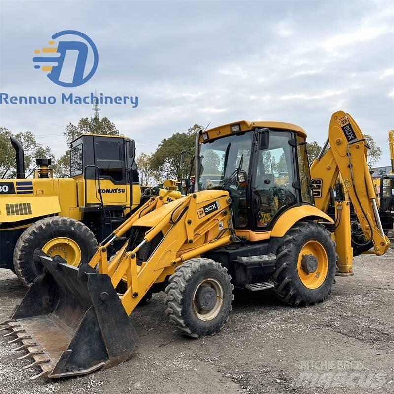 JCB 3 CX Backhoe loaders