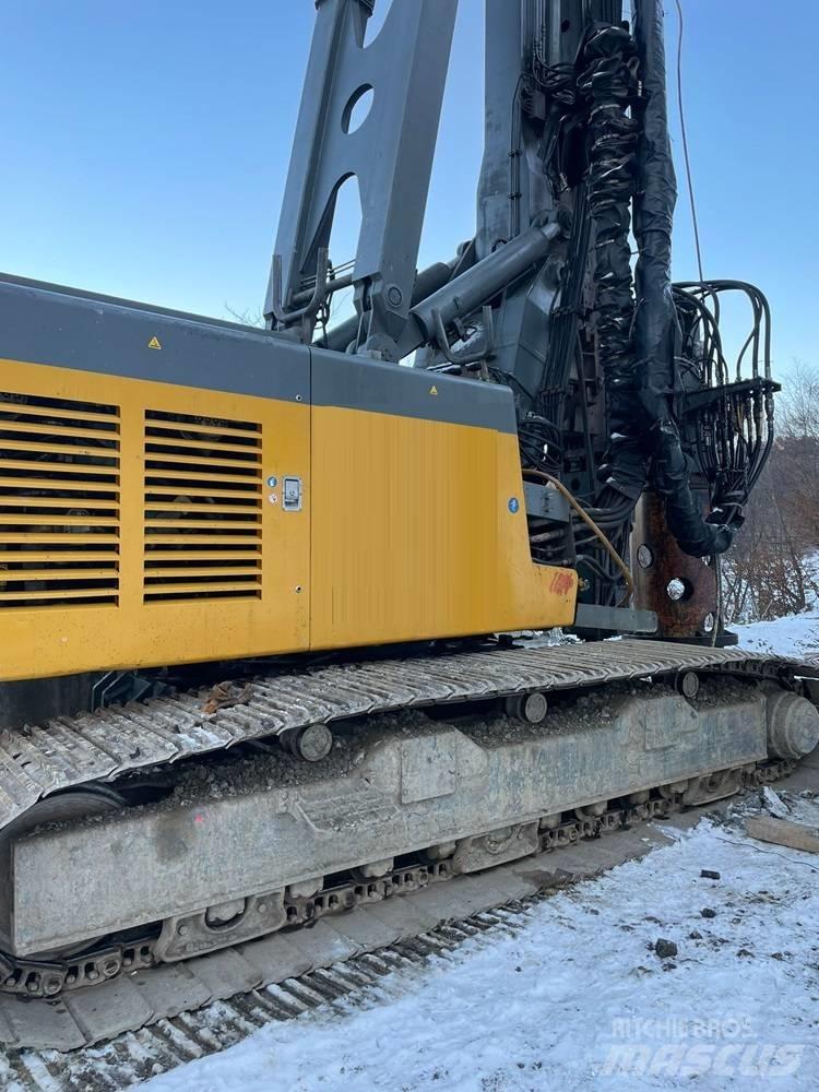Liebherr LRB 155 Piling rigs