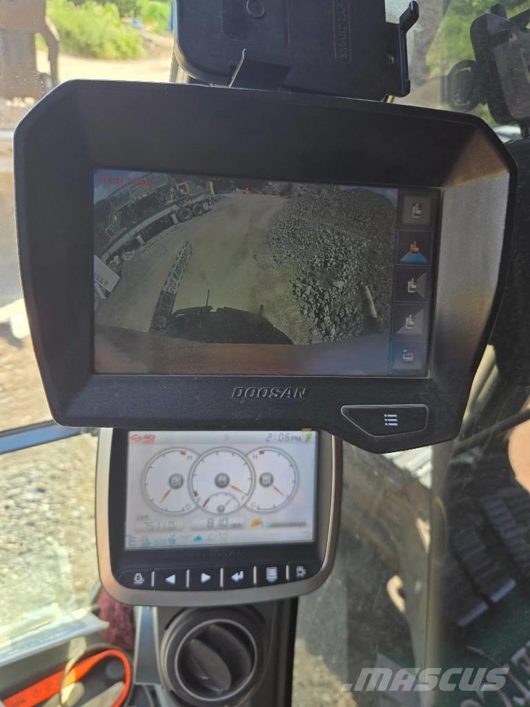 Doosan DX 300 LC-5 Crawler excavators