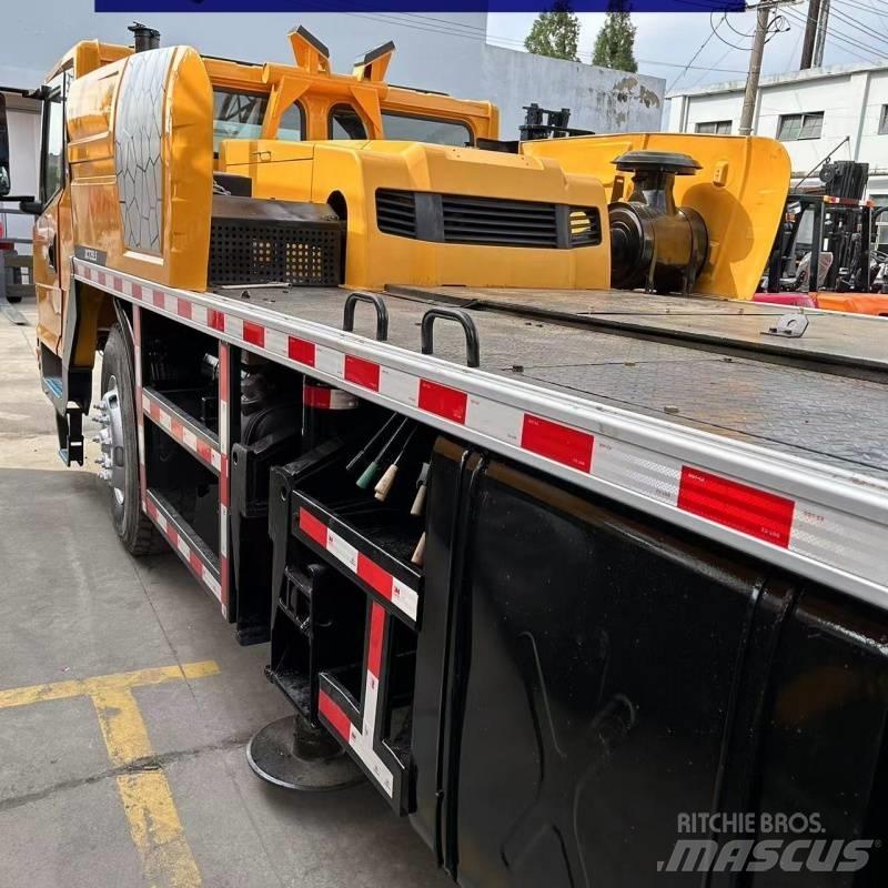 XCMG XCT 25 All terrain cranes
