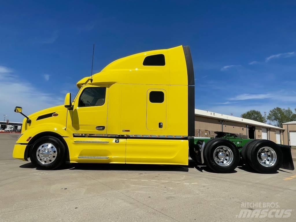 Peterbilt 579 Tractor Units