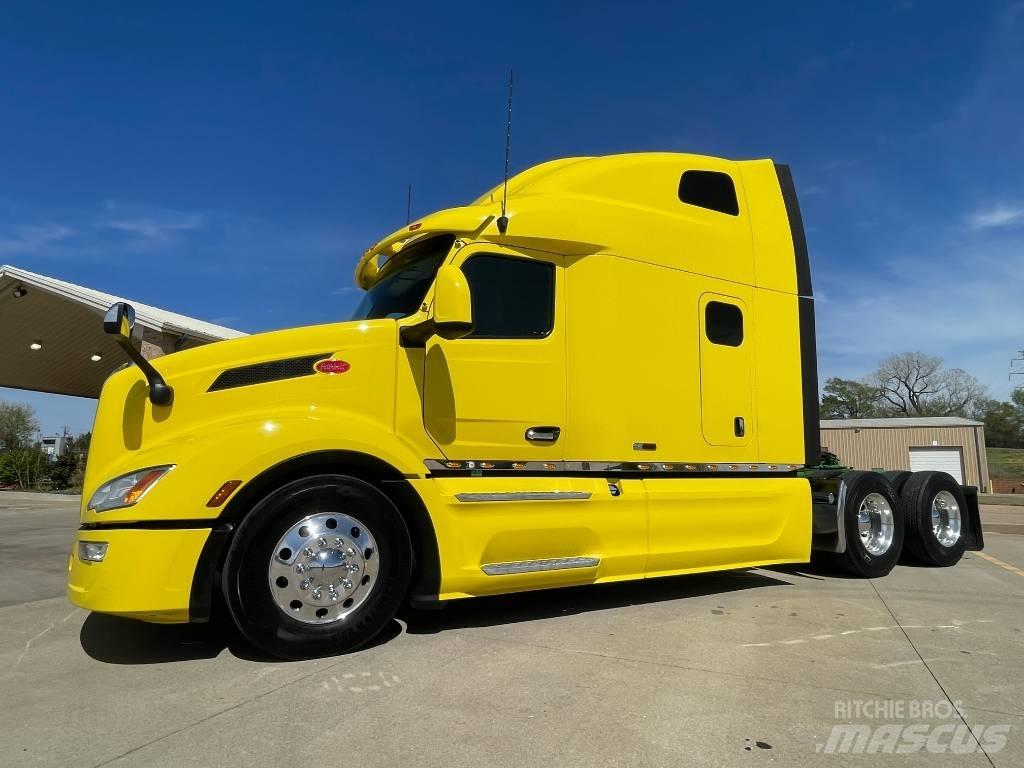 Peterbilt 579 Tractor Units