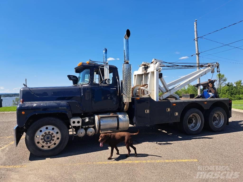 Mack RS797LST Recovery vehicles