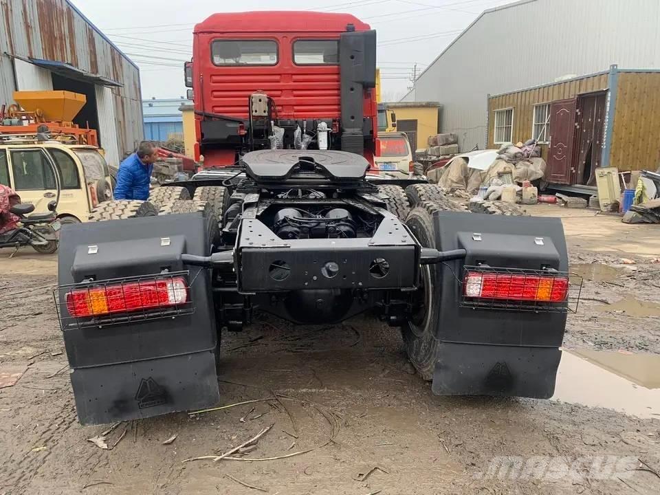 Shacman F3000 6X4 Tractor Units