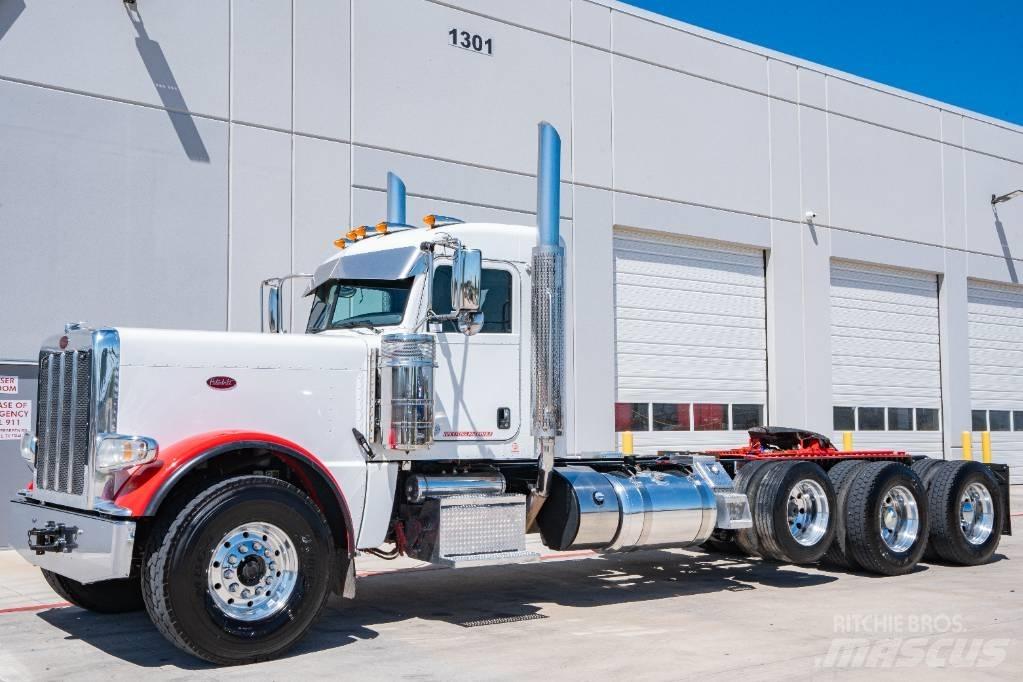 Peterbilt 389 Tractor Units