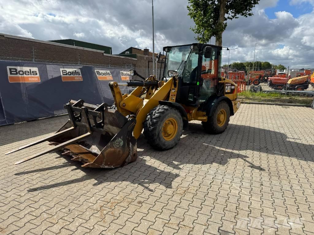 CAT 906M Wheel loaders