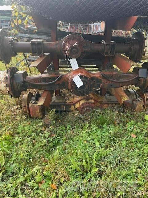 Valmet 862 901 Chassis and suspension
