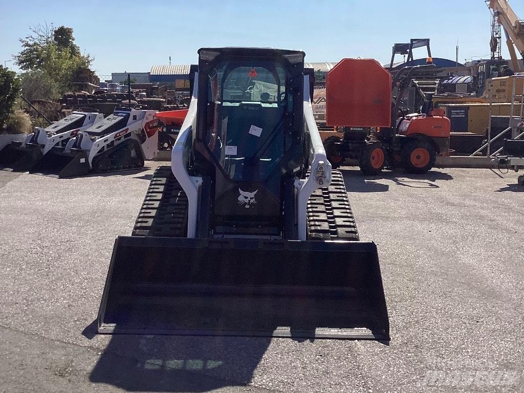 Bobcat T76 Skid steer loaders